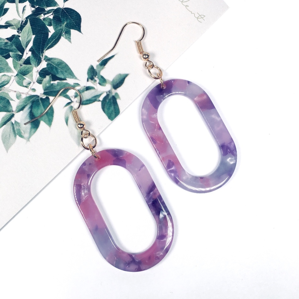 Oval Tortoise Shell Resin Dangle Earrings - Picture 1 of 6